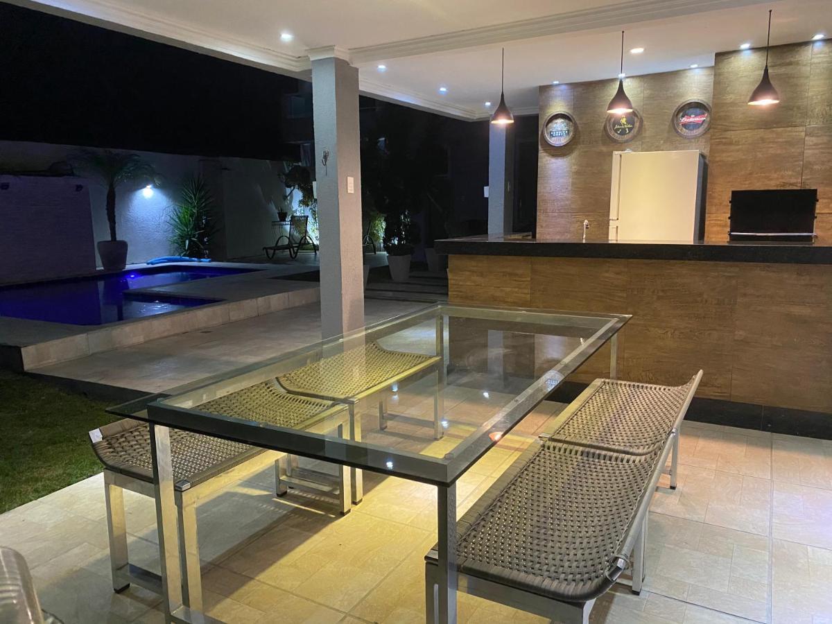 Linda Casa Em Parati Exterior foto